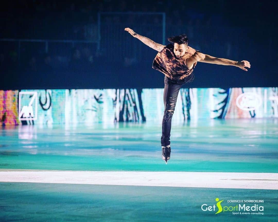 イヴァン・リギーニのインスタグラム：「Next stop Is AOI 2020 🇨🇭@artonicemagic ✨  #aoi #artonice2020 #ivanrighini」
