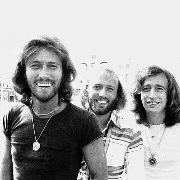 ブライアン・ウィルソンさんのインスタグラム写真 - (ブライアン・ウィルソンInstagram)「"My favorite Bee Gees song? Gosh, 'Too Much Heaven,' of course. Three brothers like me and Carl and Dennis.” #beegees #toomuchheaven #brianwilson #brothers #gosh @beegees」1月16日 23時56分 - brianwilsonlive