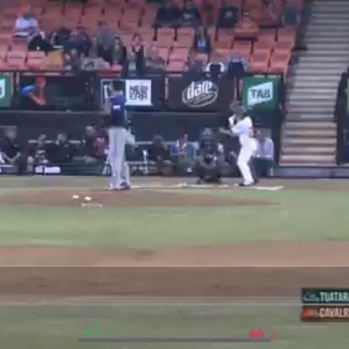 村中恭兵のインスタグラム：「動画です。  #村中恭兵#野球#ベースボール#baseball#オーストラリア#ニュージーランド#オークランドトゥアタラ#aucklandtuatara」