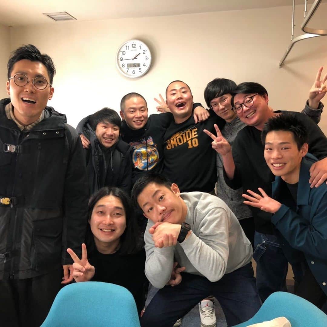 のインスタグラム：「ゴッドタンのお収録でございました。おいらもコント村の村人だぁ。  #コント村 #ゾフィー 様 #ハナコ 様 #かが屋 様 #ザマミィ ちゃん」
