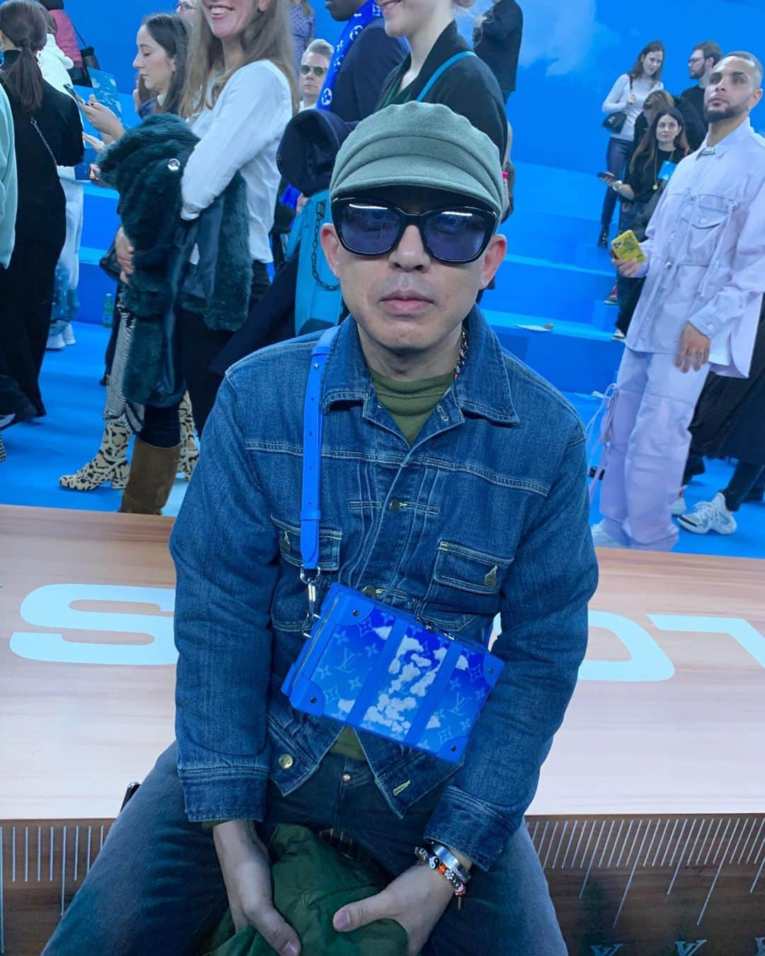 小木 "Poggy" 基史さんのインスタグラム写真 - (小木 "Poggy" 基史Instagram)「@louisvuitton @virgilabloh 🥼👔🌤 今回のショーには出てなかったようですが、NIGOさんとのカプセルコレクションも楽しみです‼︎」1月17日 0時46分 - poggytheman