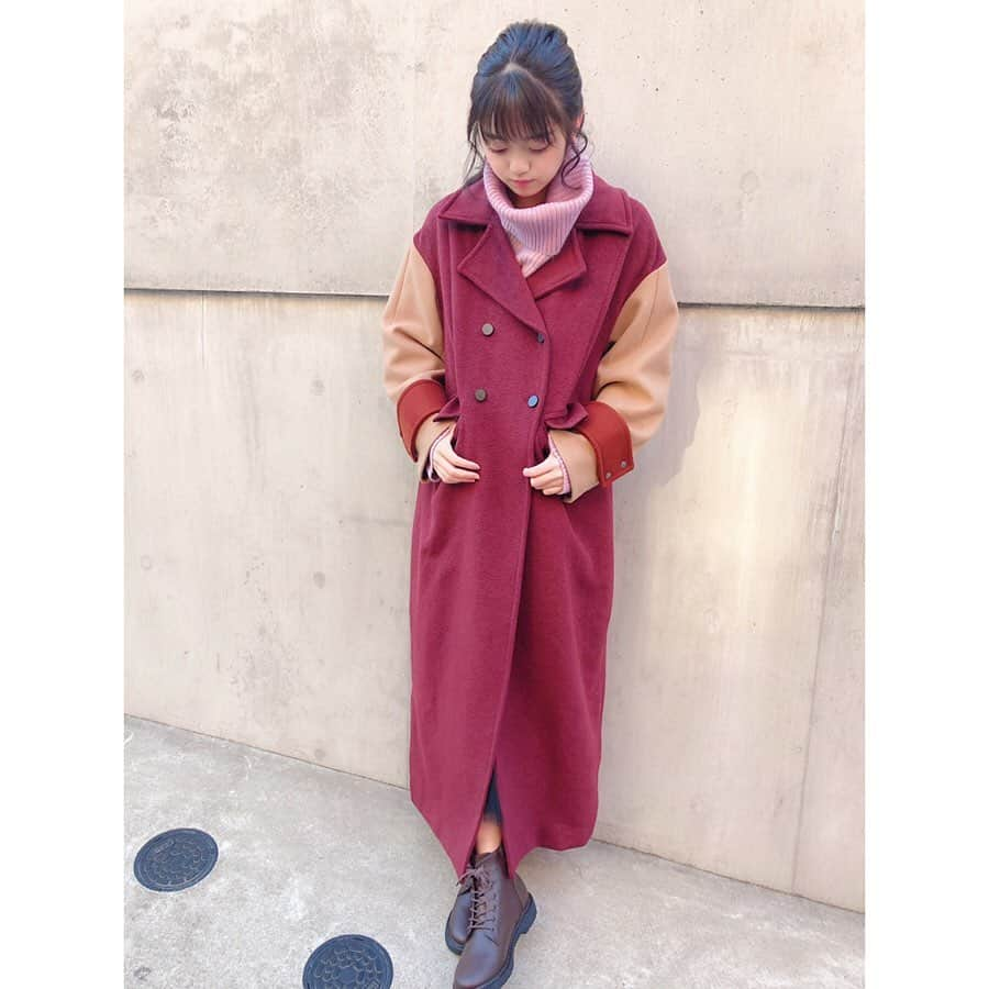 吉川茉優さんのインスタグラム写真 - (吉川茉優Instagram)「🧶mayu.♡ ＊ ＊ ＊ #冬 #冬コーデ #アウター #ムルーア #murua #ポニテ #無造作ヘア #スタイリング #ニット #idol #instagood #instalike #instafashion」1月17日 11時55分 - mayu_yoshikawa_uug2ki