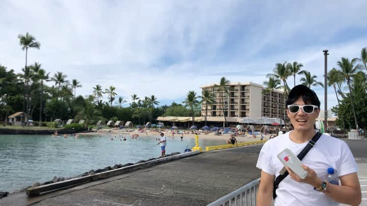 浜田雅功の旅日記のインスタグラム：「夏ですわ #海水浴 #カメハメハ大王の住処 #天竺鼠瀬下 #どりあんず堤 #ハワイ #ハワイ島 #浜ちゃん後輩と行くハワイで休日  #大阪チャンネル 投稿者岩橋」