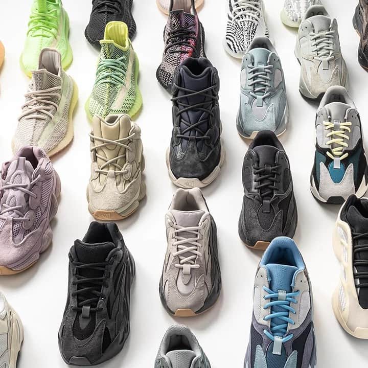 Sneaker Newsさんのインスタグラム写真 - (Sneaker NewsInstagram)「adidas Yeezy dropped an astounding 35 different releases in 2019 alone. How many did you cop? @stadiumgoods just ran through the full year of Yeezy - hit the link in our bio for the feature.」1月17日 7時30分 - sneakernews