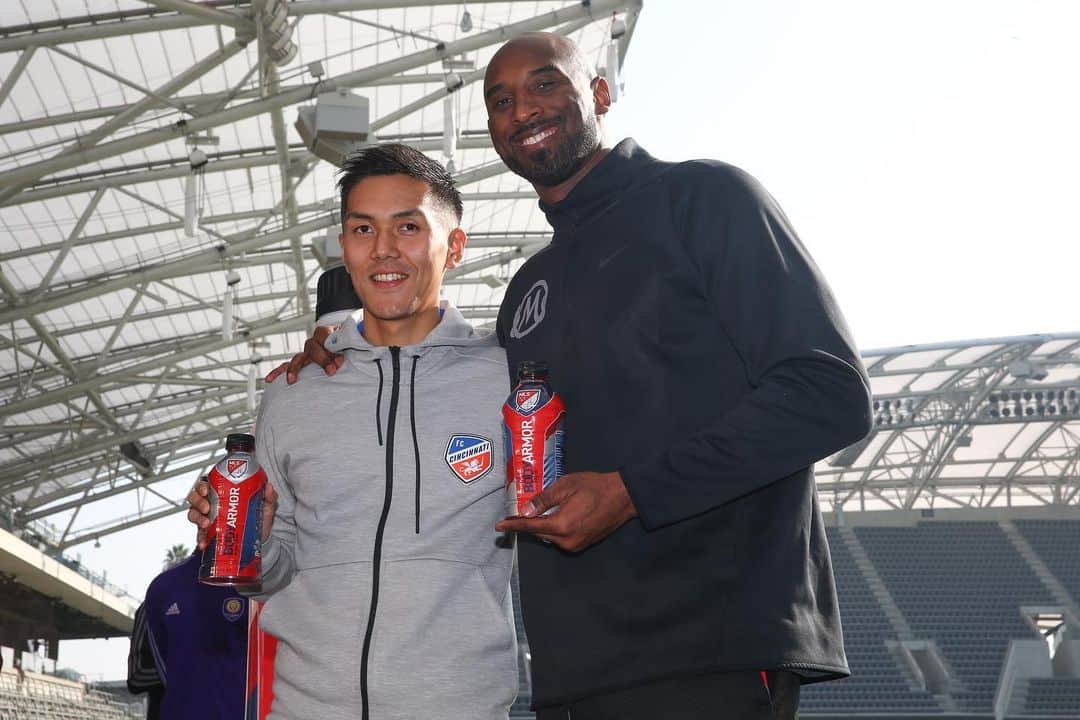 久保裕也のインスタグラム：「We are going to be hydrated all season by @DrinkBODYARMOR! It is the Official Sports Drink of @MLS & @fccincinnati」