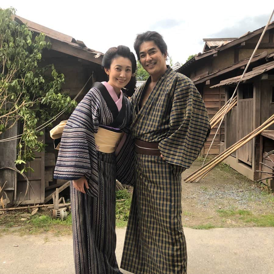 田中美里さんのインスタグラム写真 - (田中美里Instagram)「「帰郷」今日からです。  仲代達矢さんの若かりし頃を演じている北村一輝さん。  私はどんな形で関わっていくのか？  是非、観てくださいね。  時代劇専門チャンネル オリジナル時代劇最新作 「帰郷」主演：仲代達矢　 監督・脚本：杉田成道  原作：藤沢周平  1/17（金）より東劇はじめ劇場上映 されます。  そして、2/8（土）よる9時 時代劇専門チャンネルにて放送 ▼「帰郷」  公開会場などの詳細はこちらからチェックしてくださいね↓  https://www.jidaigeki.com/kikyo/  #時代劇専門チャンネル  #時代劇 #8K #ドラマ #映画 #帰郷 #藤沢周平 #杉田成通監督  #主演 #仲代達矢　さん  #北村一輝　さん」1月17日 10時00分 - misatotanaka77