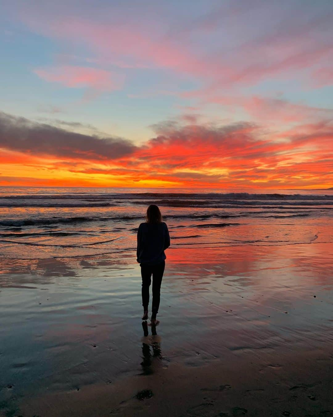 ジョーイ・ダックさんのインスタグラム写真 - (ジョーイ・ダックInstagram)「Mother Nature doing what she does best, with not a filter in sight 😍 🌅」2月1日 5時26分 - joeyduck1