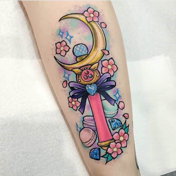 Sailor Moonさんのインスタグラム写真 - (Sailor MoonInstagram)「✨🌙 Such a beautiful Moon Stick tattoo by @nikii_neko_tattoo!!🌙✨」2月1日 5時56分 - sailormoon_sc