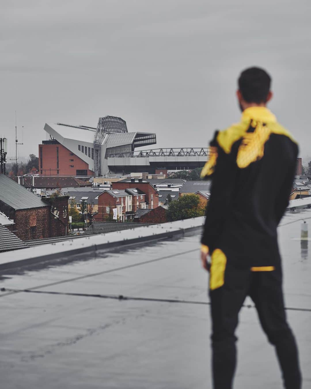 アダム・ララーナさんのインスタグラム写真 - (アダム・ララーナInstagram)「Anfield 💫 #YNWA」2月1日 6時01分 - officiallallana