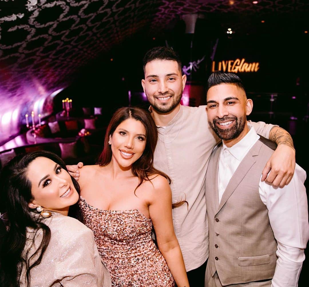 laurag_143のインスタグラム：「We had the best time last night at our #lauramelladoxliveglam launch party 🎉 so many people turned out and turned up 🤪 @lauramellado looked extra gorgeous last night, 4 more days until the launch 🎉💄 @liveglam ❤️ Check out my highlight to see how the party went.」