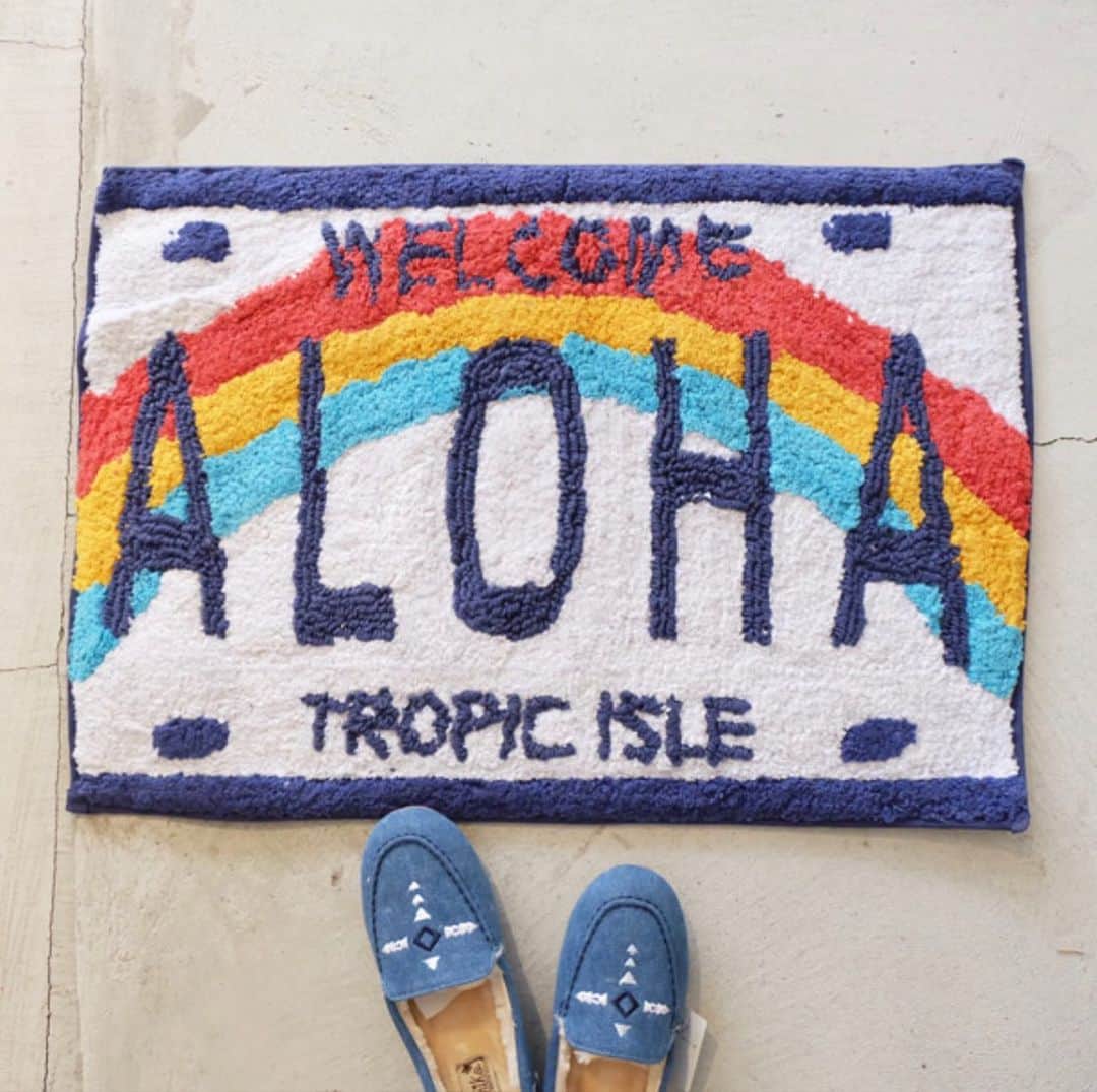 eight o eight のインスタグラム：「🌈 . 🌈 no rain no rainbow . . .  ラス1 . . #beach #sea #beachhouse #beachstyle #beachgirl #california #aloha#hawaii#アロハ #ビーチ雑貨 #ビーチハウス #ビーチスタイル #ビーチライフ #ハワイ#ハワイアン #ハワイ雑貨 #ビーチ雑貨 #カリフォルニア雑貨 #カリフォルニアライフ#カリフォルニアスタイル#雑貨#海 #虹」