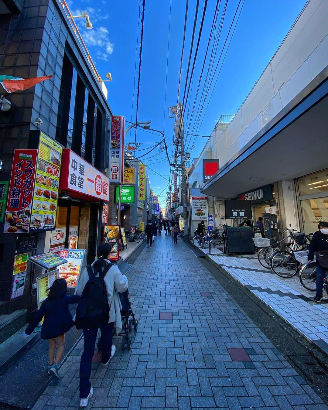 宍戸開さんのインスタグラム写真 - (宍戸開Instagram)「#仙川商店街 #仙川」1月31日 22時22分 - kaishishido
