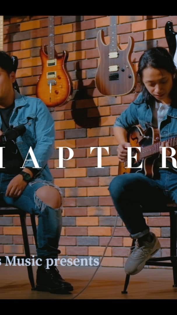 FATKINGのインスタグラム：「This is where it begins. Our first jam, exploring possibilities with loads of fun moments, the “Chapter 1” of our collaboration with @lai2_guitar (@chillingstrings)  more coming soon.  #Beatbox #FATKING #Chapter1 #BossaNova」