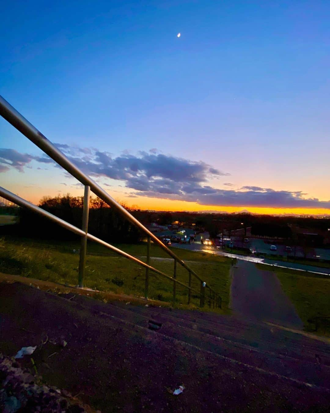 トミーのインスタグラム：「夕日」