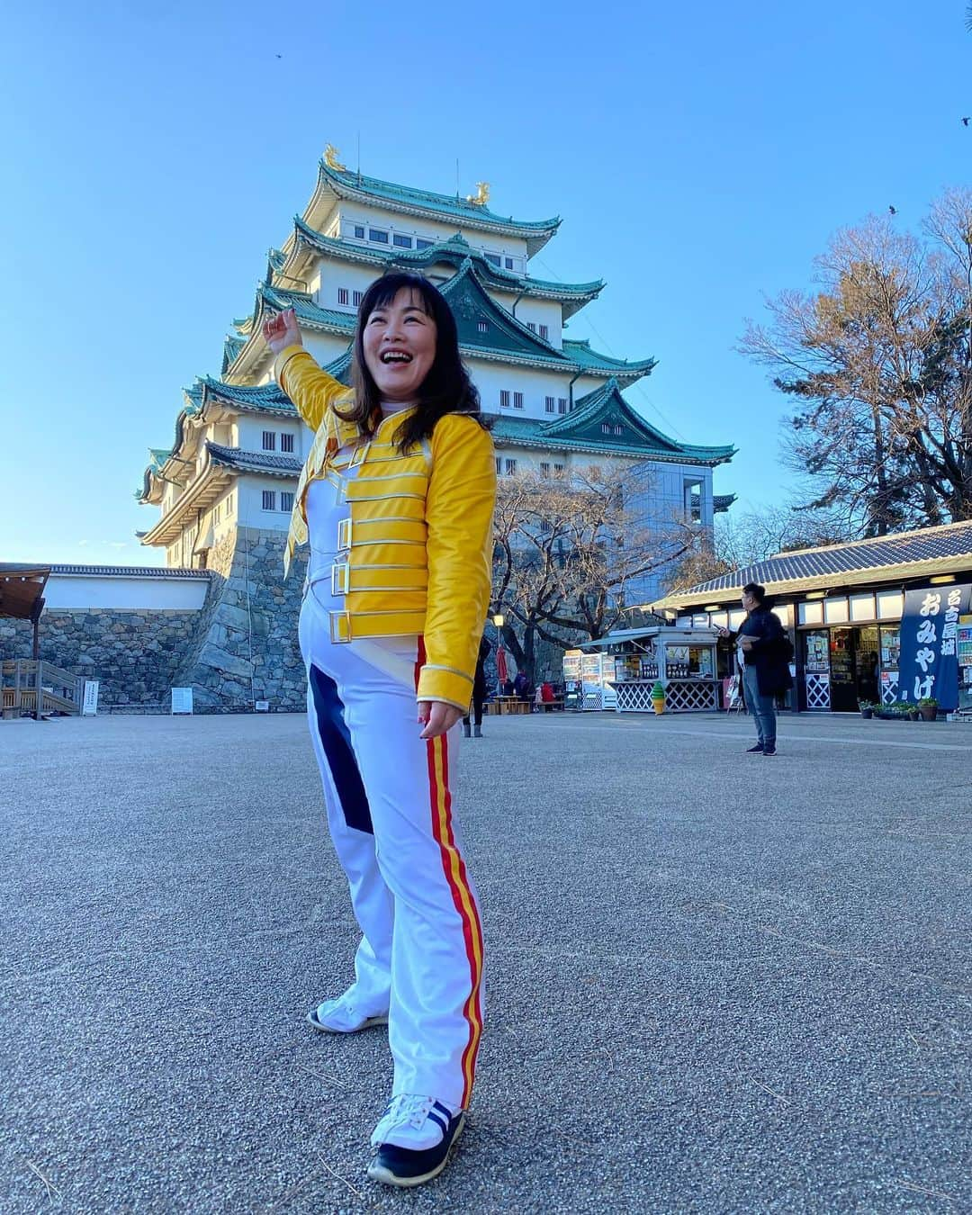 さくらえみさんのインスタグラム写真 - (さくらえみInstagram)「名古屋城🏯に行ってきたよ！ いい天気！  #QUEEN #名古屋城 #gtmv」2月1日 1時02分 - emisakura_gtmv