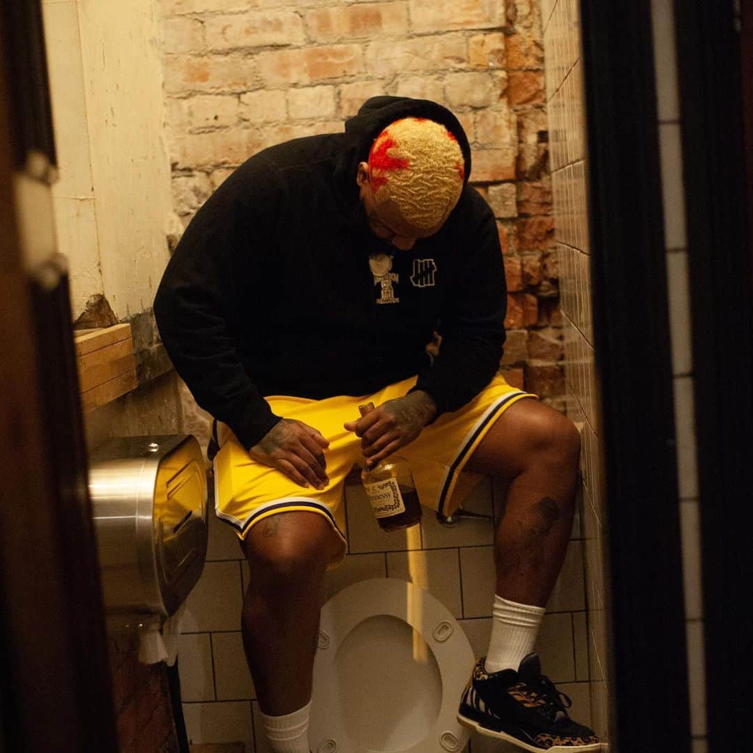 ゲームのインスタグラム：「All the shit I been through... it really amazes me that I’m still here. #FlameGang」