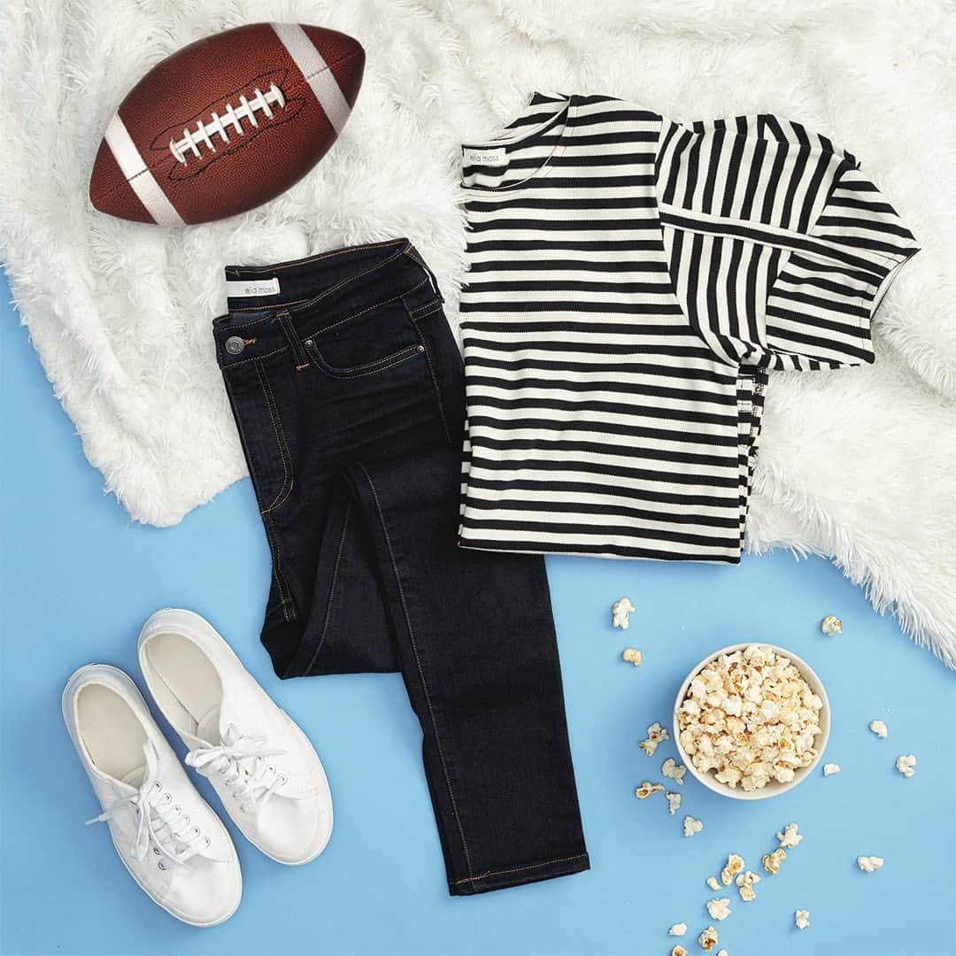 エラモスのインスタグラム：「It’s #gameday weekend! Who are you rooting for this coming Sunday? 🏈」