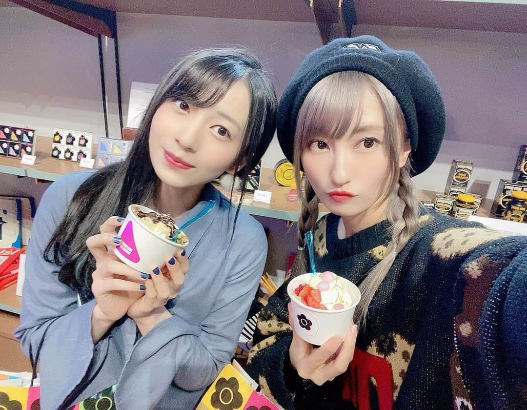 平原ゆかさんのインスタグラム写真 - (平原ゆかInstagram)「ゆかるんとマリークヮントのアイシャドウリニューアルイベントにいってきたよ💗  可愛いアイシャドウいっぱい🧸💕 キラキラゴールドきれーだった✨  #アイシャドウ  #リニューアル  #MARYQUANT #maryquant  #eyeopener  #mqevent #colourfuljukebox  #マリークヮント」2月1日 2時41分 - hiraharay