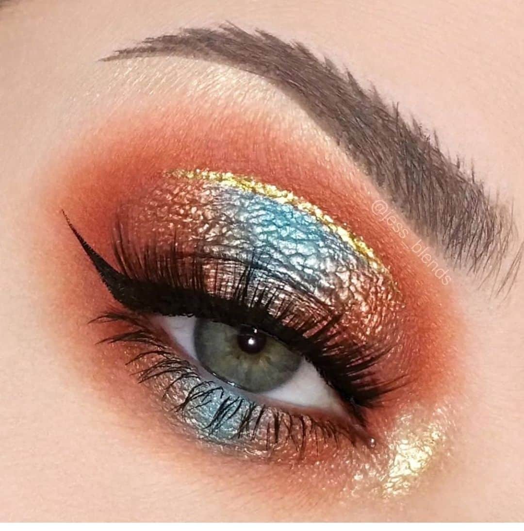 Makeup Addiction Cosmeticsさんのインスタグラム写真 - (Makeup Addiction CosmeticsInstagram)「@jess_blends used Impressionist glitter from the Goddess gleam glitter collection 😍 How stunning!? 😱😱😱 #makeupaddictioncosmetics #makeupaddiction」2月1日 3時12分 - makeupaddictioncosmetics