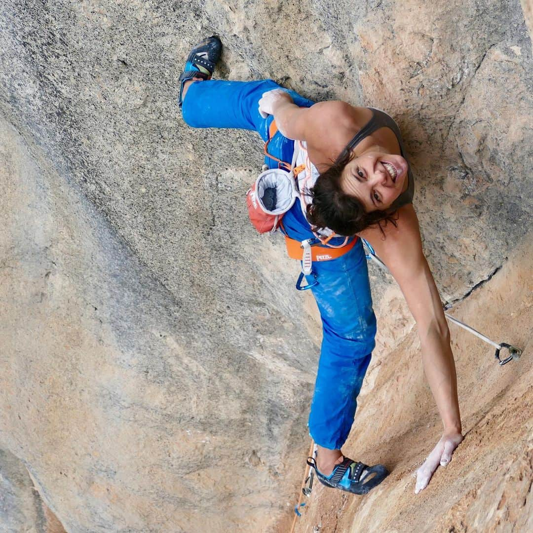 ニナ・カプレツさんのインスタグラム写真 - (ニナ・カプレツInstagram)「Yesterday we climbed at the sector “mur blau”. I broke a small hold on my on sight attempt of the gigantic 50m 8b “el dièdre”, and I broke another one on my next go! Maybe because I’m to confident in my favourite resoled Scarpa shoe “Boostic”. If you never resoled a shoe, you should start doing it. It’s the best! 👌👌👌 I’m climbing with @scarpaspa now for about 8 years. The shoes I’m wearing most are Instinct VS, Boostic and Vapor. Thanks Scarpa for putting so much hearth and energy into your work! 📸 John Campbell  #scarpaclimb #forever #rockclimbing  @scarpaspa @scarpafrance @scarpana」2月1日 3時57分 - ninacaprez