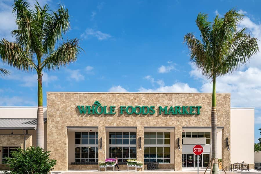 Whole Foods Marketさんのインスタグラム写真 - (Whole Foods MarketInstagram)「NOW OPEN! 🎉 This week on January 29, we opened our 509th store in Delray Beach. Located at 680 Linton Blvd, our new 41,000 square-foot store features hundreds of items from local producers, a variety of prepared foods and grab-and-go meals, high quality natural and organic items and a full-service coffee and juice bar. Our floral section will offer orchid arrangements from Homestead-based @silvervaseorchids. Stop by our bakery department to try our exclusive pineapple upside-down cheesecake from @cosaduci. We’re open from 8AM – 10PM daily — come say hi! 👋 #WholeFoodsDelrayBeach」2月1日 4時26分 - wholefoods