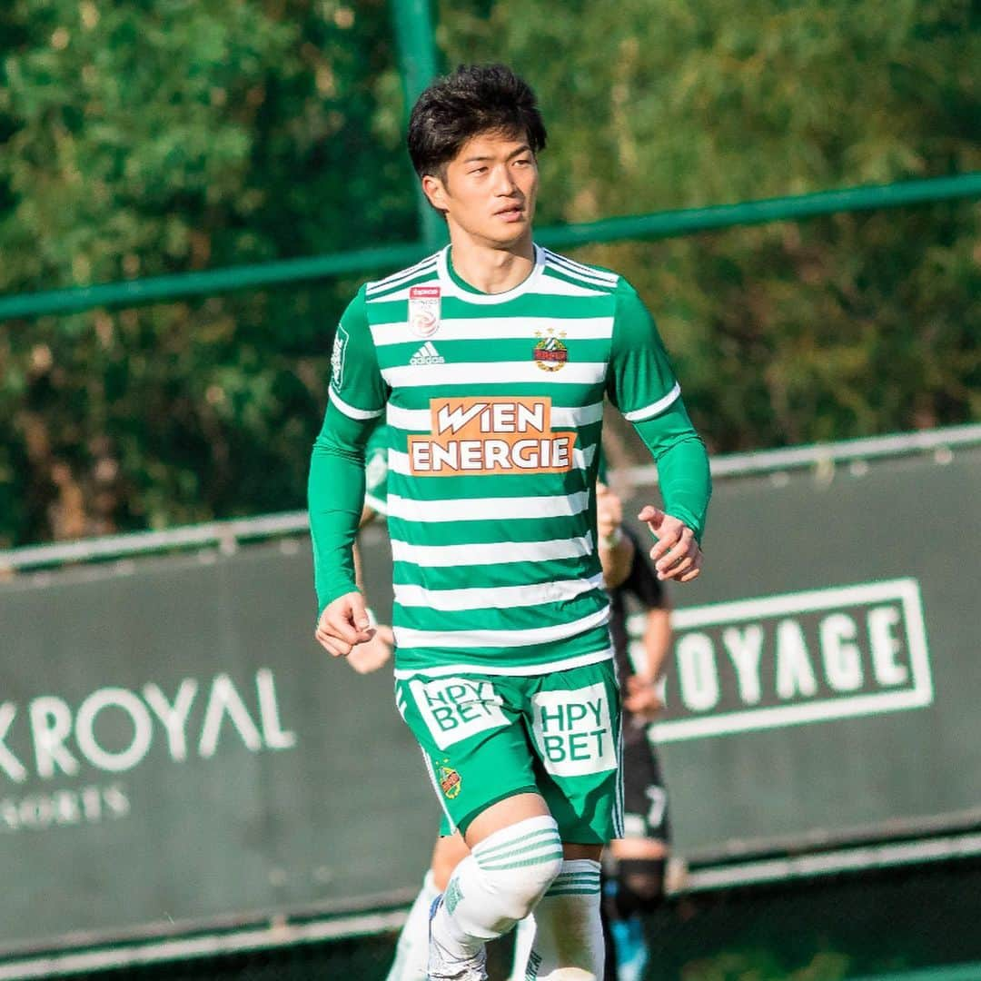 北川航也さんのインスタグラム写真 - (北川航也Instagram)「💚🤍 @red_ring_shots @skrapid1899」2月1日 5時03分 - koya_kitagawa_23