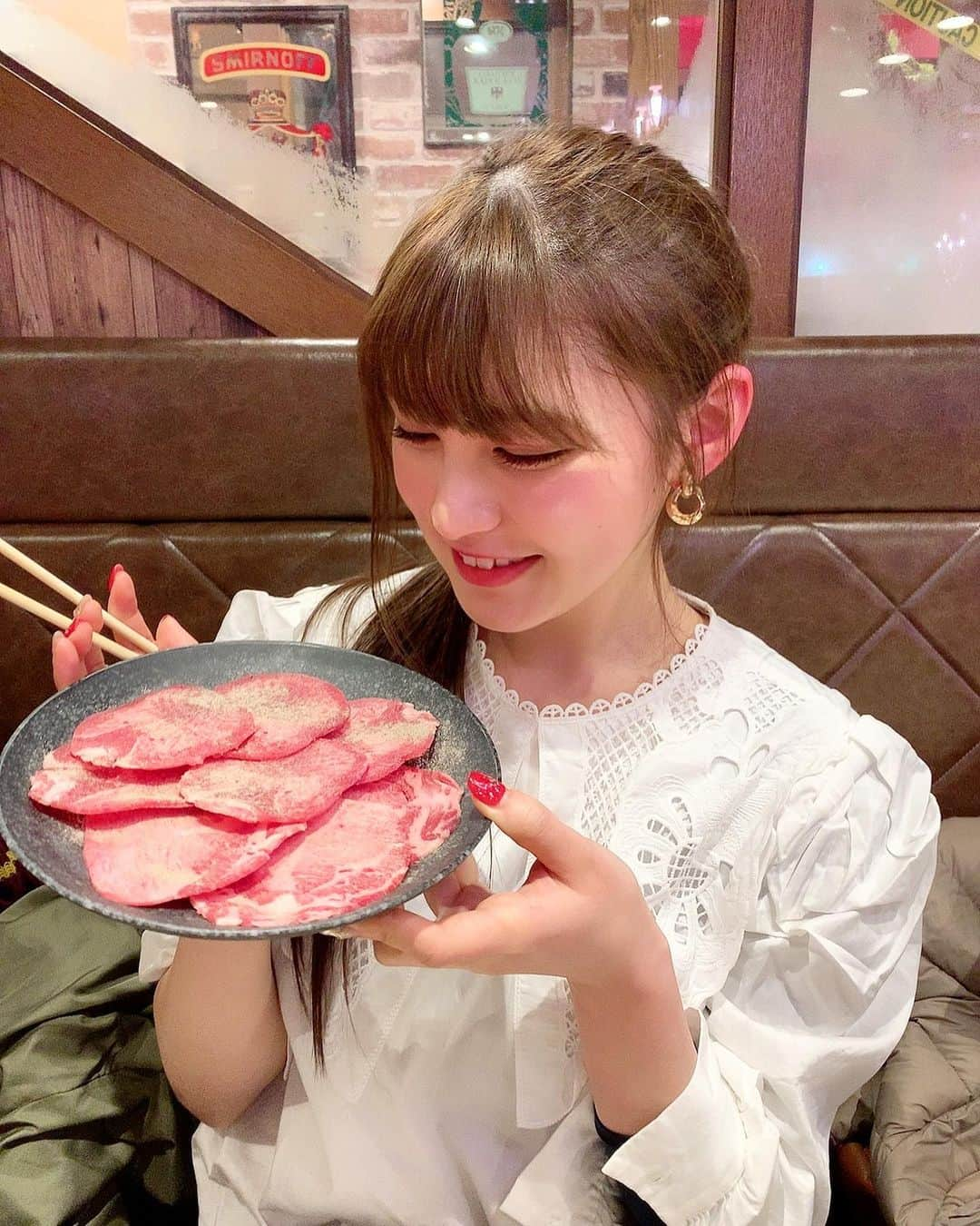 神志那結衣さんのインスタグラム写真 - (神志那結衣Instagram)「タン塩大好き〜♡ #焼肉　#タン塩　#塩タン　#love #meat #yakiniku」1月17日 21時10分 - jiina27