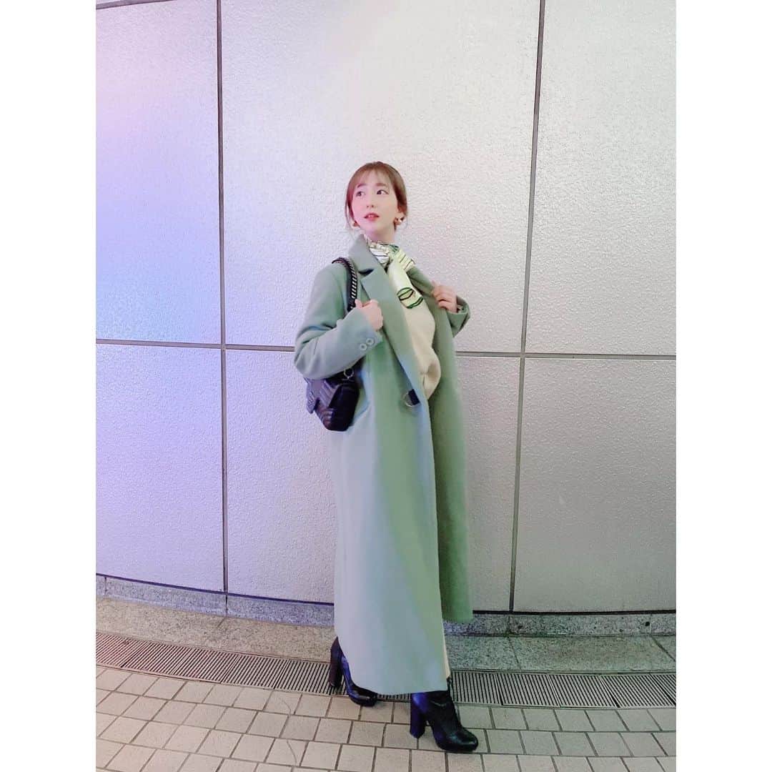 堀尾実咲のインスタグラム：「#cordinate #fashion #portrait💋💋💋 ・ ・  #outer → @eclin_official  #setup → @eclin_official  #shoes → @poolside_official  #eclin #psshoes」