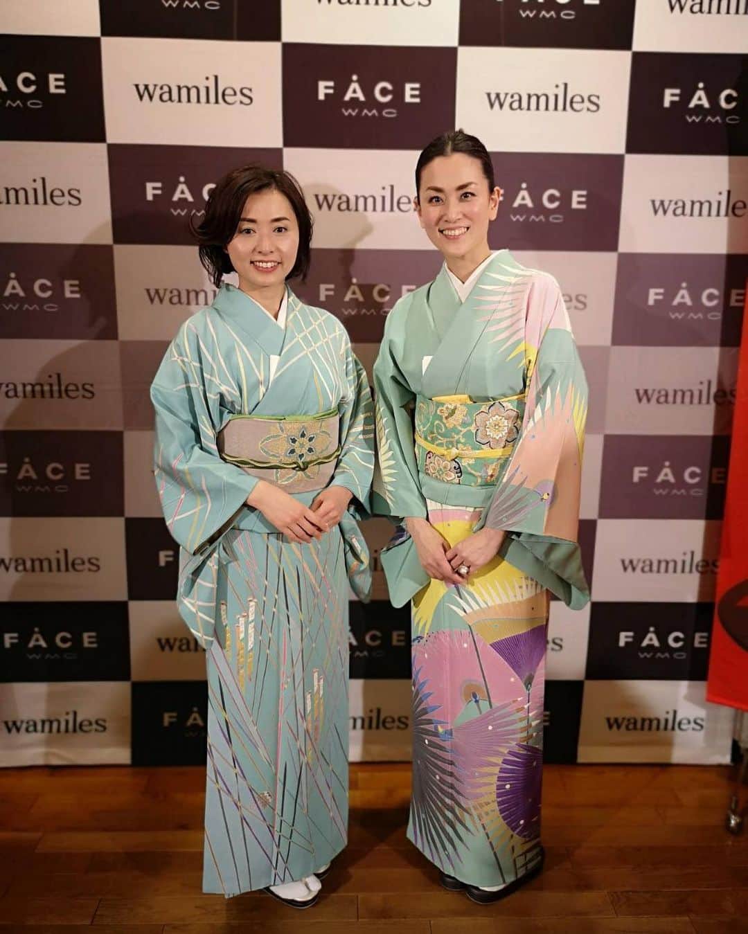 南早苗のインスタグラム：「先日は、約550名が集まる「wamiles北陸地区新年の集い」の司会を務めさせていただきました。 着物ショーに、メイクショーに、Jazzライブ、二胡の演奏、ゴスペルステージ！と、新春にふさわしい華やかな内容✨ 時間をかけて作ってこられたスタッフの皆さまの思いが溢れる素晴らしい会で、携わることができて幸せでした😆 ありがとうございました💓  #wamiles #新年の集い #ホテル日航金沢 #着物 #着物生活 #加賀友禅 #たえさんと同じ作家さんの着物 #憧れの #陽子さんの幸せメイク #女性はメイクで変われる #シエルクール #司会の合間にコース料理もちゃっかりいただきました」