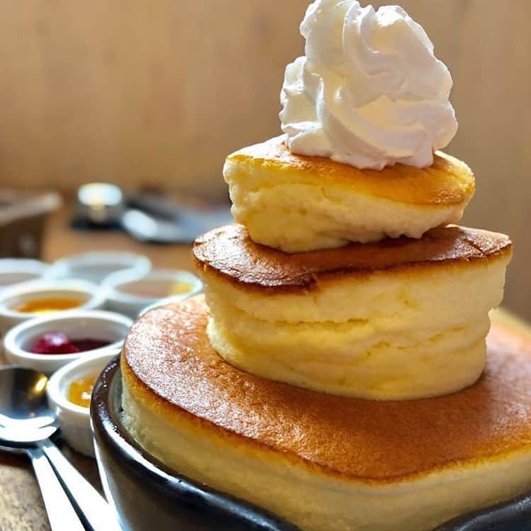 RETRIP<リトリップ>グルメのグルメインスタ