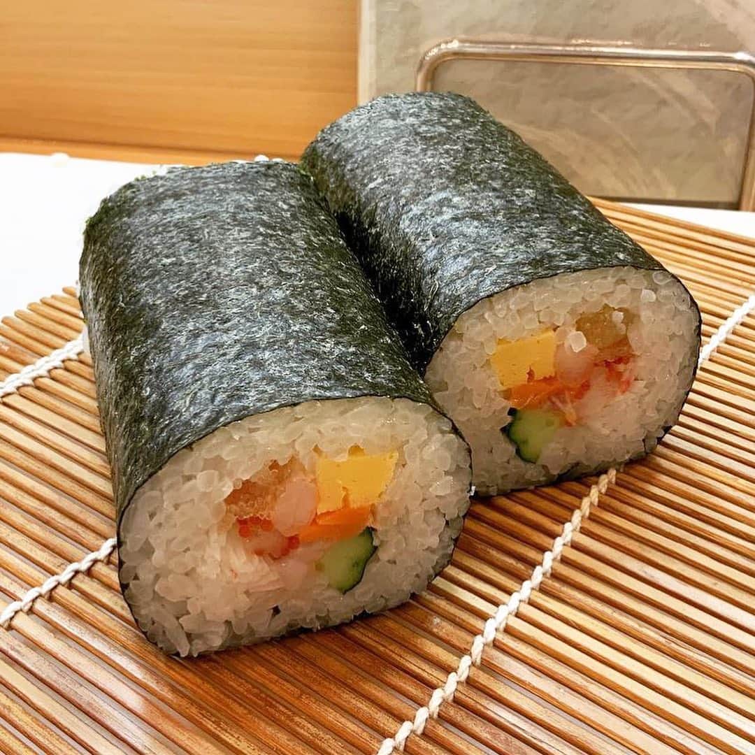 LATOV_ラトブ のインスタグラム
