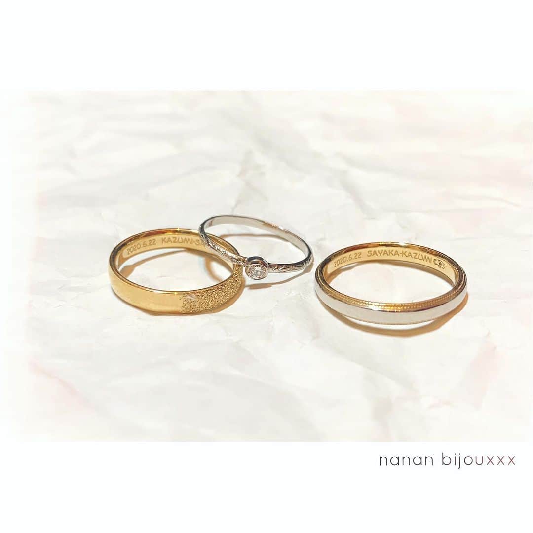 内田奈々さんのインスタグラム写真 - (内田奈々Instagram)「_ Marriage ring + Engagement ring 🤍 オーダーありがとうございました！ Birthday pattern ringはプラチナや18金にダイヤで作ればエンゲージとしても○ 重ねづけしてもひっかかりづらく、おすすめです。  nanan bijouxxx直営店本日も20時までお待ちしております♡ #nanan_marriage  _________________________ #nananbijouxxx お問い合わせは必ずメールかお電話にてお願い致します。 ※DMでは承っておりません。」1月17日 14時48分 - nana_uchida