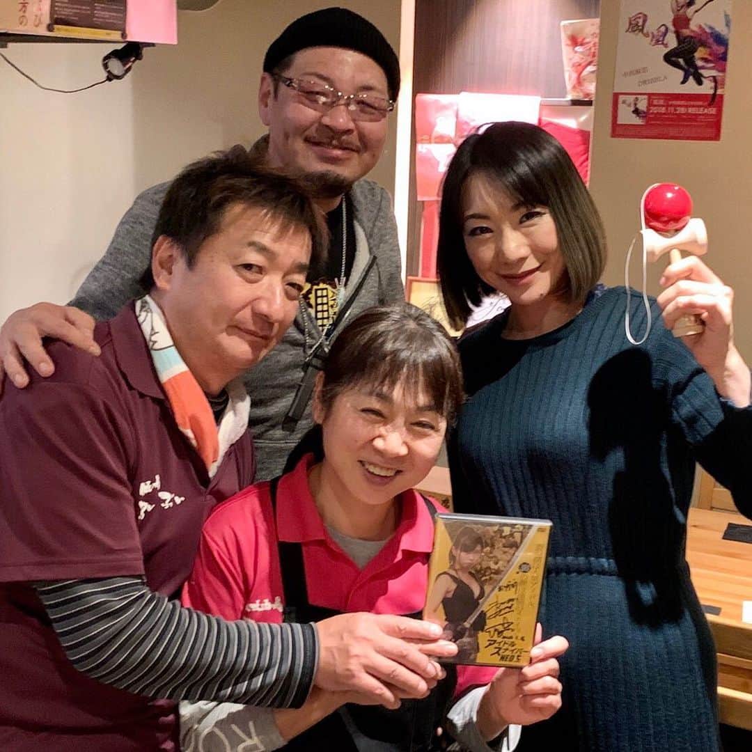 若林美保さんのインスタグラム写真 - (若林美保Instagram)「#ぶいふい #薬研堀 #ホルモン天ぷら #生牡蠣 #ウニクレソン」1月17日 16時02分 - waka_miho