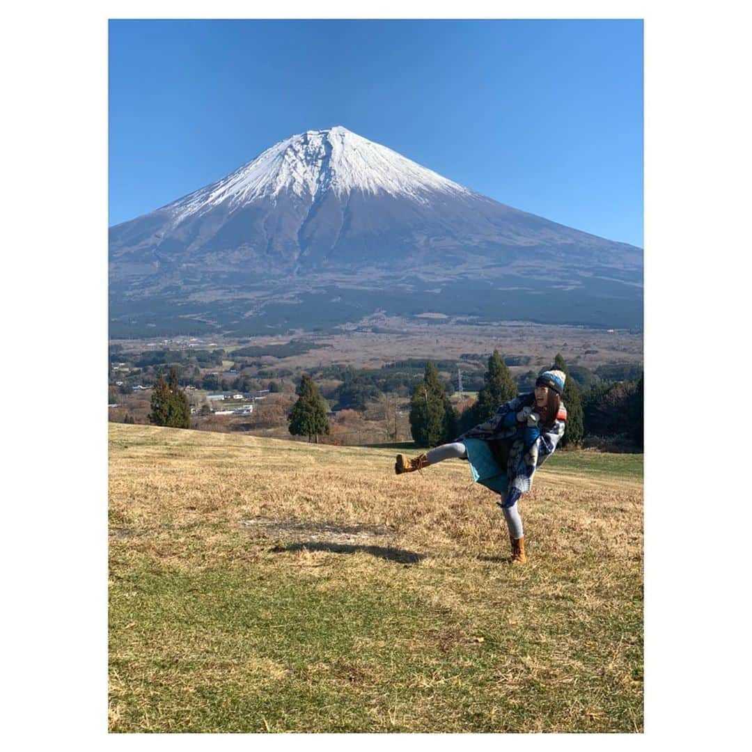 福原遥さんのインスタグラム写真 - (福原遥Instagram)「. 昨日放送されたゆるキャン△第2話。 観てくださった皆様、ありがとうございました！ 私もリアルタイムで観ていたのですが、野クルみんながテントのポールを折ってしまい騒いでるところが、とっても可愛くて、1人でクスクス笑ってしまいました☺︎笑 まだ観てないと言う方は、#TVer そしてAmazonプライムビデオでも配信してますので、是非観て頂けたら嬉しいです！ そして来週の第3話も楽しみに待っていてください！  #ゆるキャン #くぁwせdrftgyふじこlp」1月17日 17時21分 - haruka.f.official