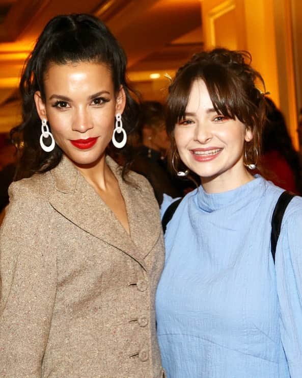ダナイ・ガルシアさんのインスタグラム写真 - (ダナイ・ガルシアInstagram)「With the sweetest girl in the room  @ashleigh_cummings 🌼  @nos4a2 show is amazing!  Keep shinning darling 🍃💕🍃 #thisishappening #workflow @amc_tv #amc #style #makeup #magic #community #tvshows #amc #danaygarcia #comunidad #nos4a2 #shows amc  Never forget the magic 👑 Make up & hair @jaime.creates  Style @danaygarcia1」1月17日 17時37分 - danaygarcia1