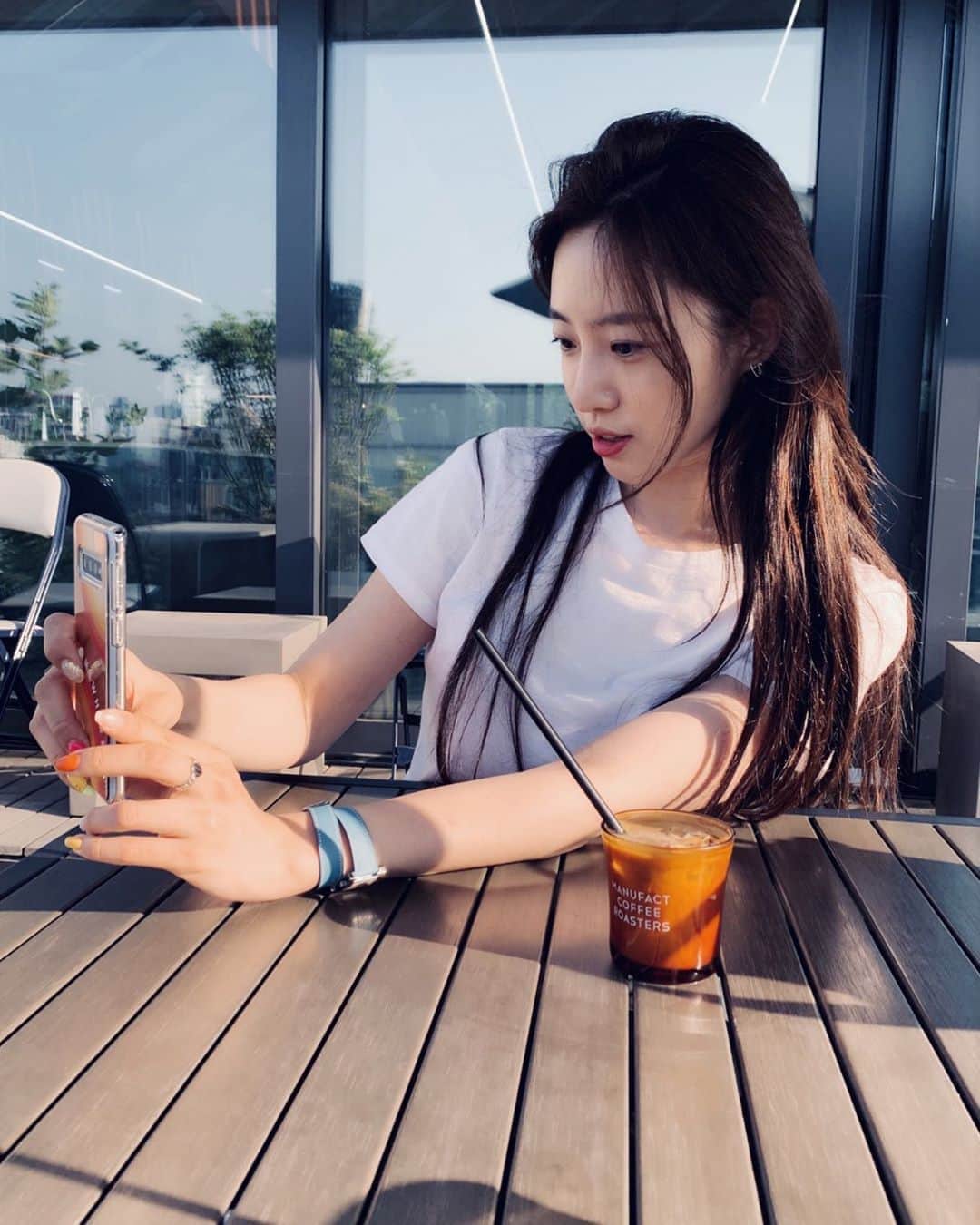 ハム・ウンジョンのインスタグラム：「2019年12月12日に開催された ﻿ ﻿ 「EUN JUNG BIRTHDAY DINNER CRUISING EVENT 2019 ～ SPECIAL NIGHT ～」 ﻿ ﻿ にご参加いただいた皆様へ ﻿ ﻿ ﻿ ﻿ ﻿ ﻿ 先日は寒い中、イベントにご参加いただきありがとうございました！ ﻿ ﻿ EUN JUNG本人も、自身の誕生日にSweet Mateの皆様と幸せな時間を過ごせた事、 ﻿ ﻿ 大変喜んでおりました。 ﻿ ﻿ ﻿ ﻿ 2020年1月20日（月）から、 ﻿ ﻿ イベント当日撮影しましたテーブル毎の集合写真をメールにて皆様へお送りさせていただきます。 ﻿ ﻿ ﻿ ﻿ 1月27日（月）までに写真が届かなかったお客様は、 ﻿ ﻿ 大変お手数をお掛け致しますが、下記の情報をご用意の上、ファンクラブまでお問い合わせくださいますようお願い申し上げます ﻿ ﻿ ﻿ ﻿ 1.お名前 ﻿ 2.メールアドレス ﻿ 3.当日座られたテーブルのイニシャル ﻿ ※メールでお問い合わせされる場合には、お電話番号の記載もお願い致します。 ﻿ ﻿ ﻿ ﻿ ﻿ ﻿ ＜お問い合わせ先＞ ﻿ ﻿ ウンジョンジャパンオフィシャルファンクラブ[Sweet Mate] ﻿ ﻿ MAIL：sweetmate@eunjung.jp ﻿ ﻿ TEL：03-5485-5678(平日 14:00～18:00)」