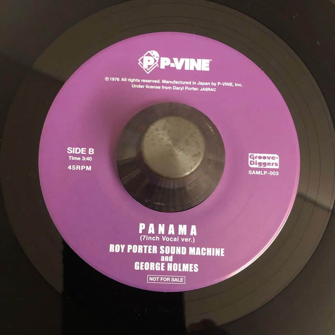 MUROさんのインスタグラム写真 - (MUROInstagram)「PANAMA (Instrumental〜MURO re-edit〜) / Roy Porter Sound Machine @p_vine_hiphop  #45friday #p_vine  #groovediggers  #diggingroovediggers  #royportersoundmachine  #panama #muroreedit」1月17日 19時09分 - dj_muro