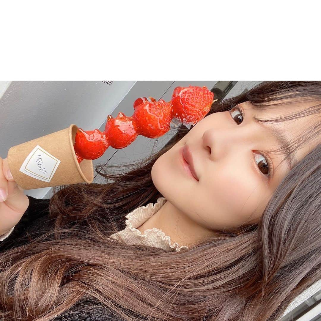 天木じゅんさんのインスタグラム写真 - (天木じゅんInstagram)「🍓❤️⛩ #いちご飴　#いちご」1月17日 19時44分 - jun.amaki