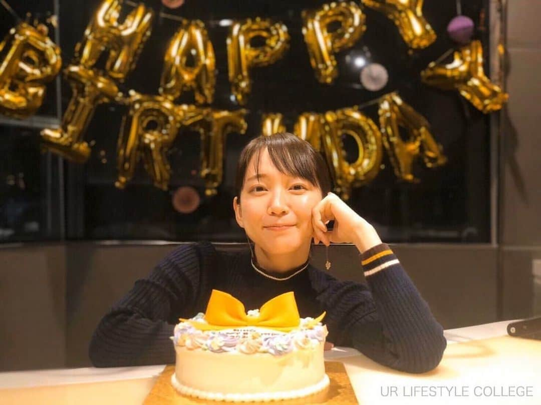 J-WAVEさんのインスタグラム写真 - (J-WAVEInstagram)「おめでとうございます🎉✨ #repost from @lifestyle_ur813 . 🎉HAPPY BIRTHDAY🎉 . 番組が始まって4度目のお誕生日でした🎂  #吉岡里帆 #jwave #fmnorthwave #zipfm #fm802 #crossfm #urlifestylecollege」1月17日 20時07分 - jwave813