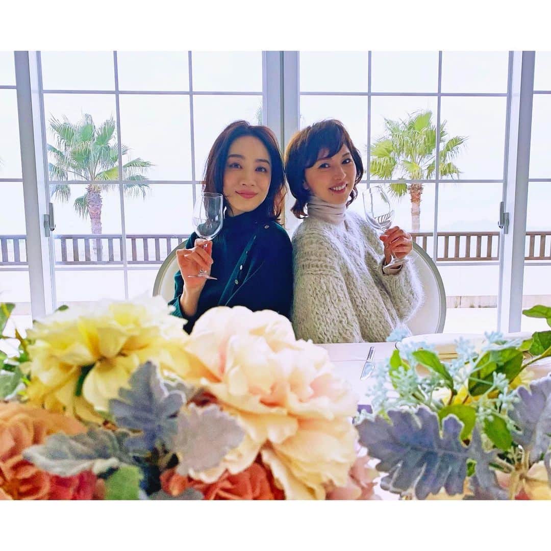 森下紀子さんのインスタグラム写真 - (森下紀子Instagram)「. いつもオシャレで 美しい樹神ちゃんと♡ . #神戸ロケ」1月17日 20時17分 - noriko_morishita_