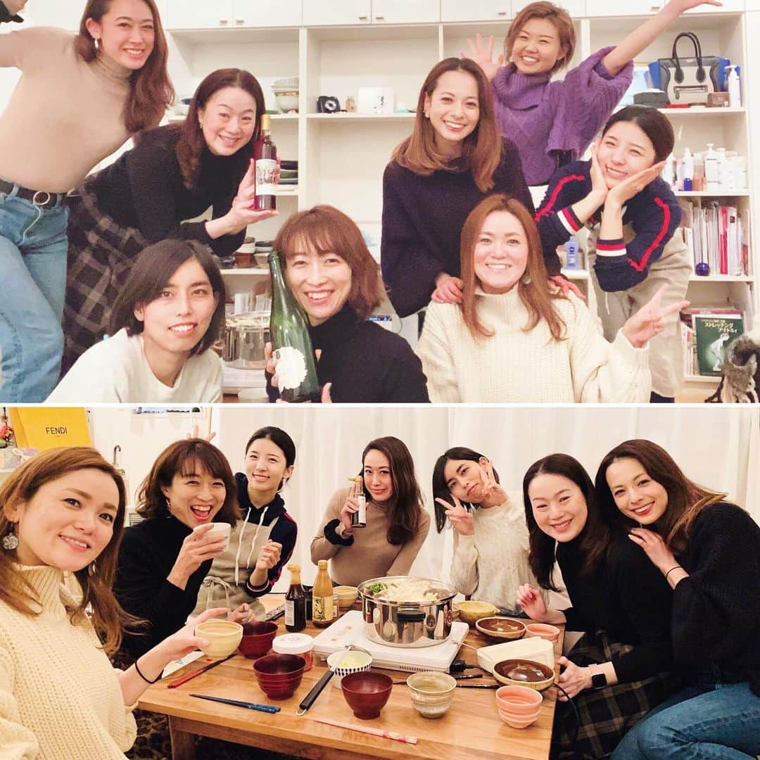 のインスタグラム：「8期生集合💕の新年会 ポップピラティス♡トレーナー資格講習と試験を 共に乗り越えた同期の仲間たち  ポップピラティスの自分のクラスを スタートしている仲間も多く☆ 好きなことをカタチにしている姿は ホントにキラキラと素敵で😉💕エネルギッシュ  お鍋を囲んで💕良き時間。 個性豊かな仲間に出会えて幸せです  @yuri_yamada1102  @pienabella  @yukako_trainee  @erina74xx  @fukuko_h  @nakagawa_chiharuc  Mika  #thankyou  @poppilatesofficial  @poppilatesjapan  @pilatestrainers  #poppilates #instafit #fitness #homeparty #goodday #goodtimes #photooftheday #ホームパーティー #鍋パーティー #新年会 #同期最高 #ポップピラティス #トレーナー」