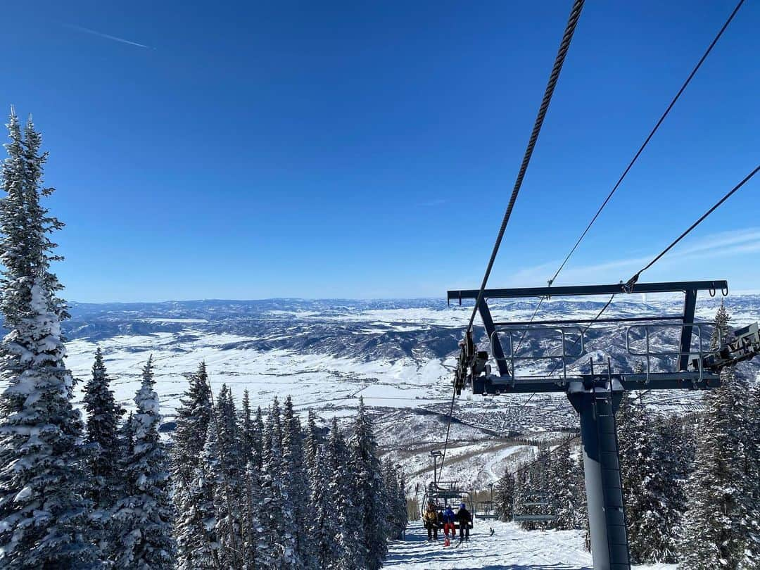 伊藤さつきさんのインスタグラム写真 - (伊藤さつきInstagram)「I'll absolutely miss this place. Had a good time🇺🇸💙 Thank you Steamboat🌈 #nonfilter #lovethisplace ❤️ #大好きな場所#自然の偉大さ#快晴の日 #かえりたくなーい#加工なし」1月18日 6時11分 - satsukiito