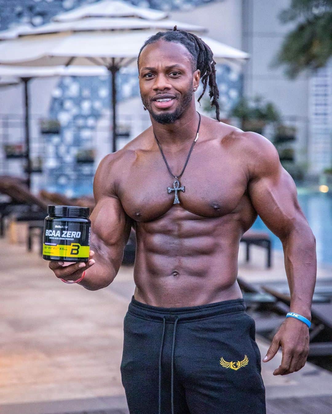 Ulissesworldさんのインスタグラム写真 - (UlissesworldInstagram)「Good Session today! Time to recover! What did you train today?👇 _ My workouts are fuelled ⛽️ by @biotechusa BCAA Zero 💪🏽」1月18日 6時25分 - ulissesworld