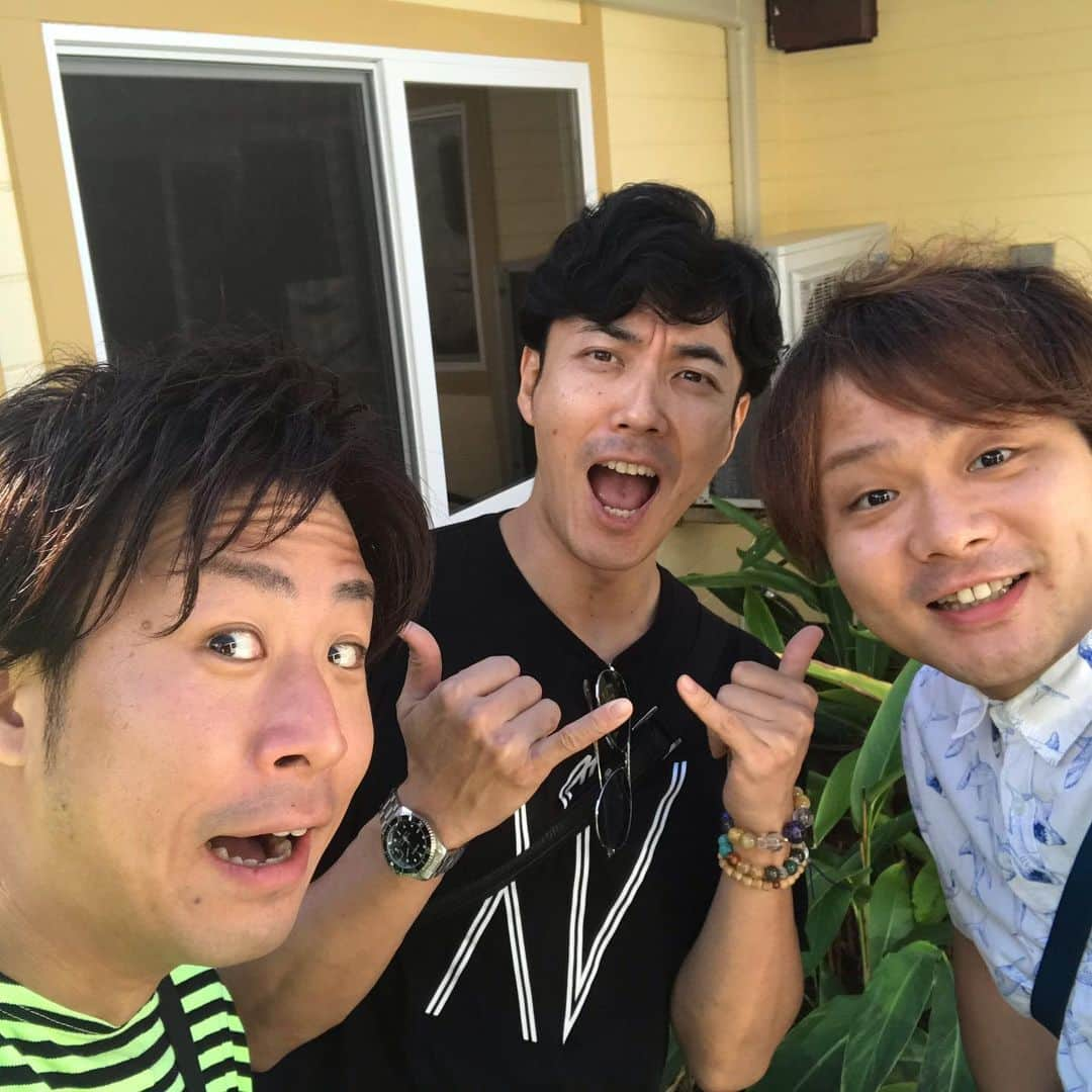 菊地浩輔さんのインスタグラム写真 - (菊地浩輔Instagram)「すげーいい天気だわ☀️ ３日目いってきます！！ #大阪チャンネル #ハワイ島 #ダウンタウン浜田雅功 #ライセンス井本貴史 #どりあんず #サカイストマサヨシ #チーモンチョーチュウ菊地浩輔 #プラス・マイナス岩橋良昌 #天竺鼠瀬下豊」1月18日 6時56分 - okikusaaan