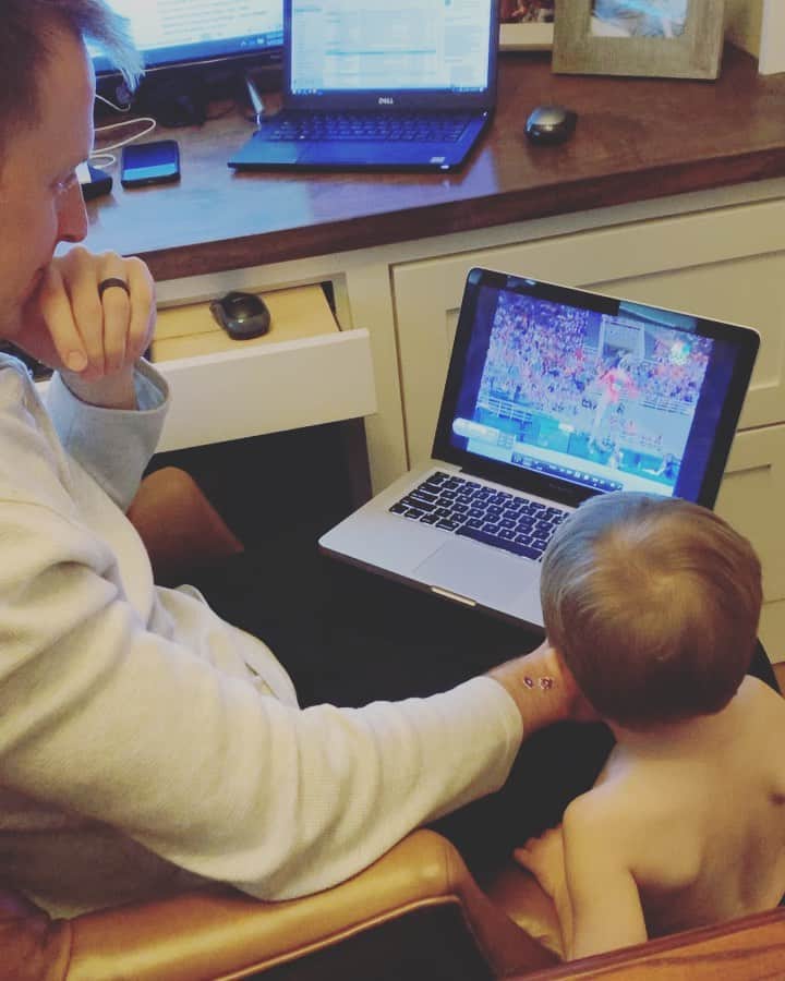 のインスタグラム：「Graham’s first time seeing mommy’s Olympic moment🥰」