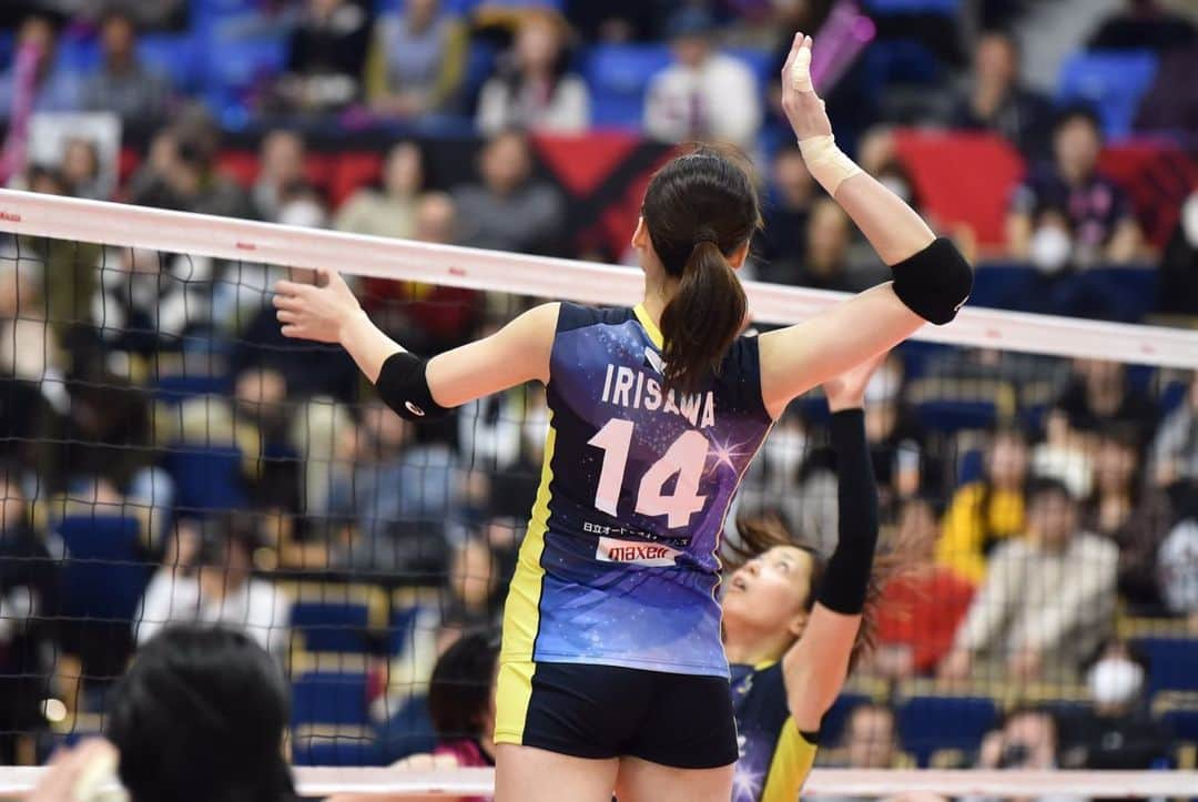 入澤まいさんのインスタグラム写真 - (入澤まいInstagram)「🐰🏐 . 2019/20シーズンV.LEAGUE DIVISION1 . 私たち日立リヴァーレは リーグ戦を9位という結果で終えました。 決して納得のいく結果ではありませんでしたし、 私個人としても悔しさが残りましたが これをしっかりと受け止め、 切り替えてまた頑張っていきます。 . なかなか勝てなくて 厳しい戦いが続いた中でも 信じて応援してくださった方々、 本当にありがとうございました!!! これからも日立リヴァーレの応援を よろしくお願いします🙇🏻‍♀️🐰 . いつも素敵な写真を撮ってくださり ありがとうございます🙇🏻‍♀️ 使わせて頂きました❤︎" ･ #Vリーグはバレーだよ #日立リヴァーレ🐰」1月17日 22時33分 - mai_irisawa_0602