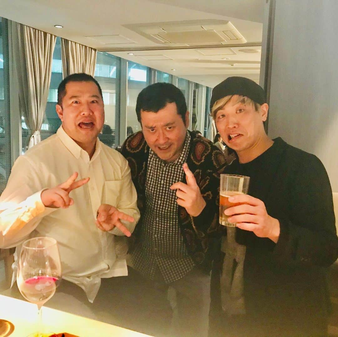 けんじるさんのインスタグラム写真 - (けんじるInstagram)「‪昨日はずっとお世話になってる先輩！‬ ‪ラフコントロール重岡さんの結婚パーティーで食い込ませて頂きました〜！‬ ‪芸人1年目からの先輩！色々な思い出や感情が駆け巡り感動しました。‬ ‪#けんじる #食い込MEN #芸人 #お笑い #ギャグ #吉本 #ラフコントロール #重岡 #結婚 ‬#5GAP #イチキップリン #こりゃめでて〜な #ホワイト赤マン #トシちゃん #原監督 #グランジ大 #とにかく明るい安村」1月17日 22時36分 - kenjiru0318