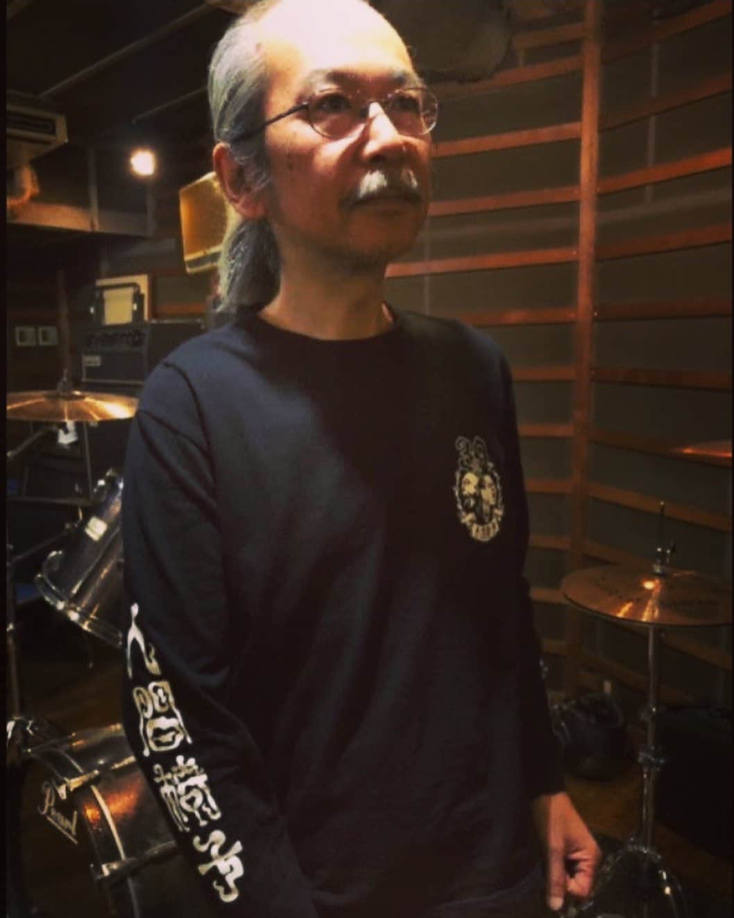 人間椅子のインスタグラム