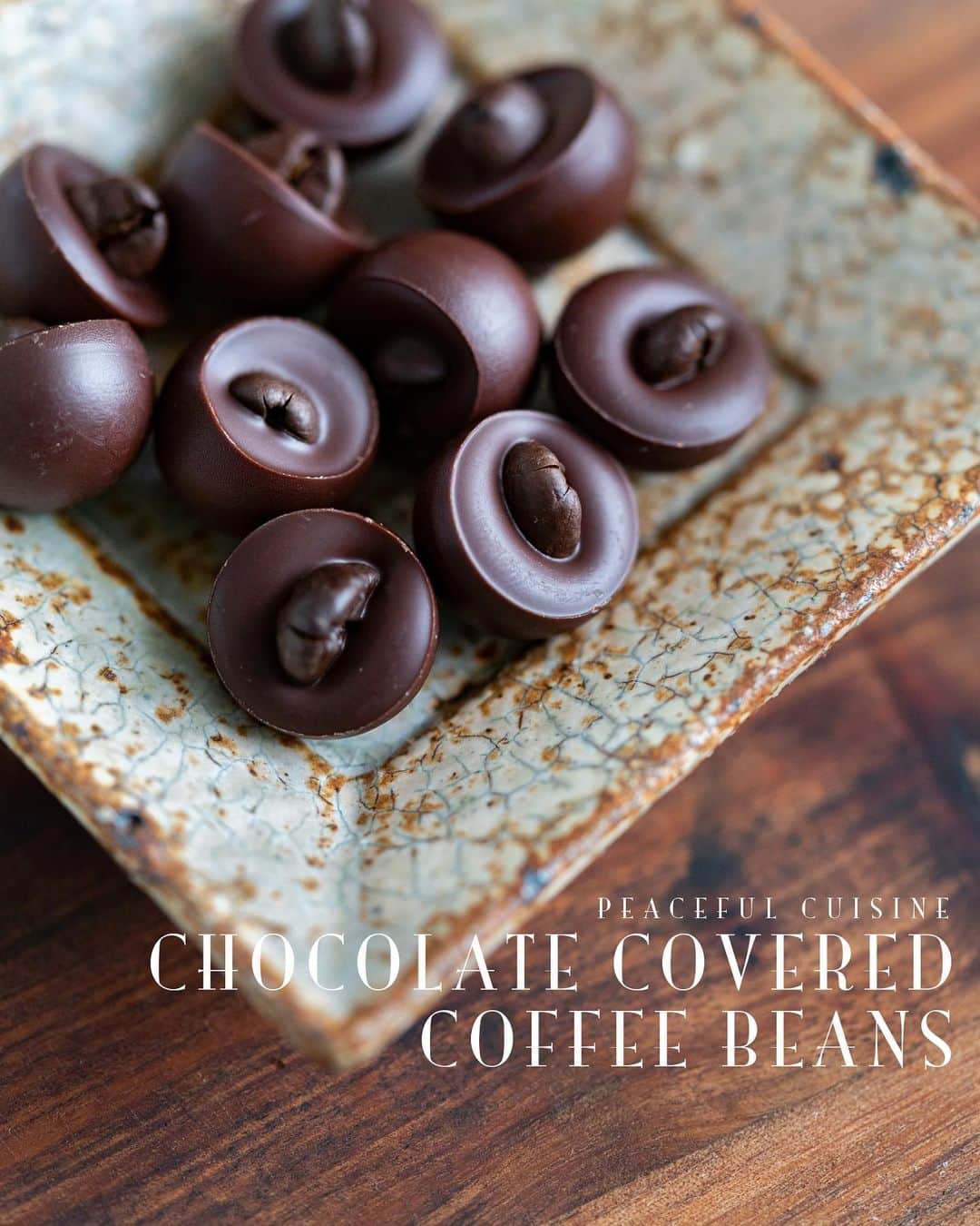 高嶋綾也のインスタグラム：「Chocolate covered coffee beans. The video will be uploaded on YouTube within 24 hours. Stay tuned folks😎 #chocolate #coffee #バレンタインはこれで決まり」