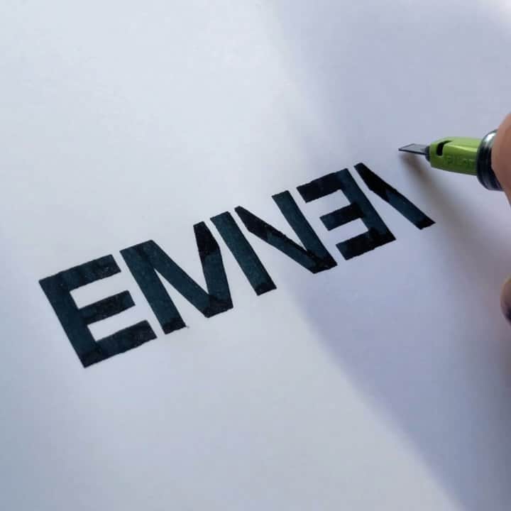 Seb Lesterのインスタグラム：「Big fan, would love him to see this. @Eminem #MusicToBeMurderedBy #Darkness #calligraphy #lettering #stan」